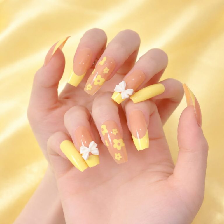 Summer Yellow Nails